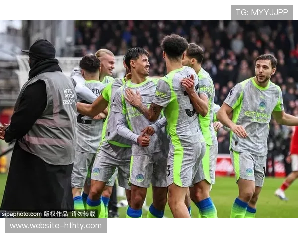 赖因德斯小角度劲射，曼城3-0锁定胜局