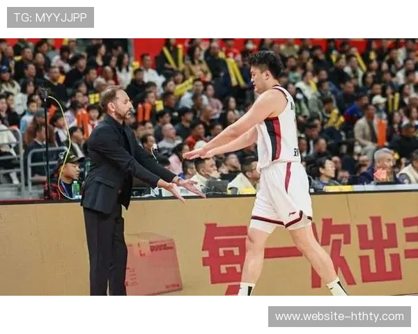 浙江35分大胜北控，约克高效19分引领团队攻势